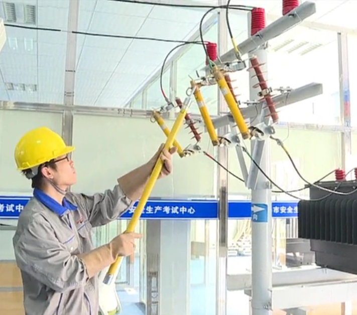 高压电工：10KV柱上变压器实操模拟